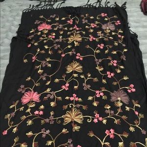 🏡Embroidery winter scarf wrap